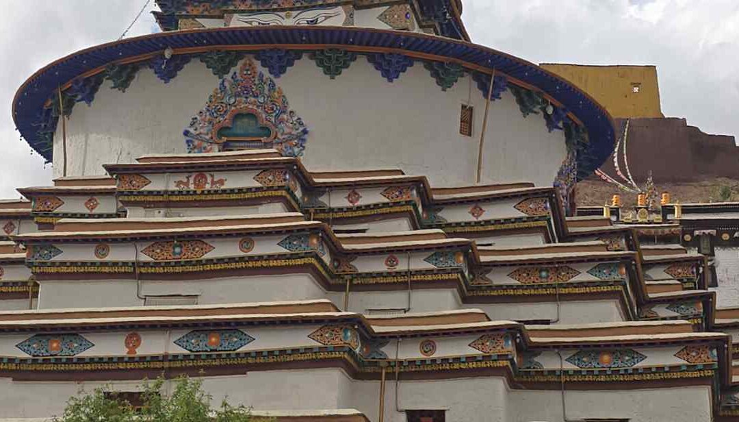 Un gigantesco mandala en el corazón del Tibet